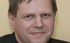 Wojtek Hintzke "hadzaj" Wojtek Hintzke "hadzaj"
